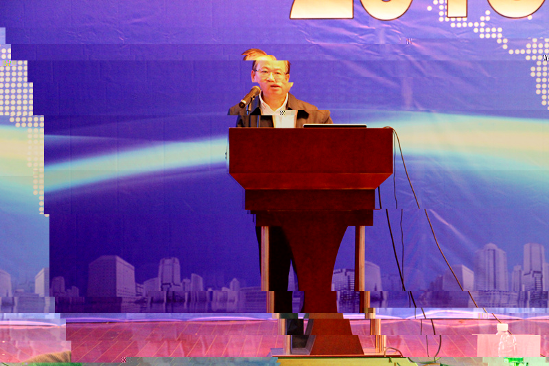 劉校長講話.jpg